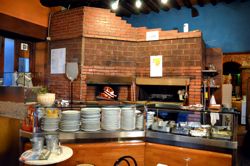 Il forno a legna della nostra pizzeria